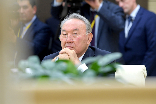 Назарбаев выразил благодарность избирателям и избиркомам